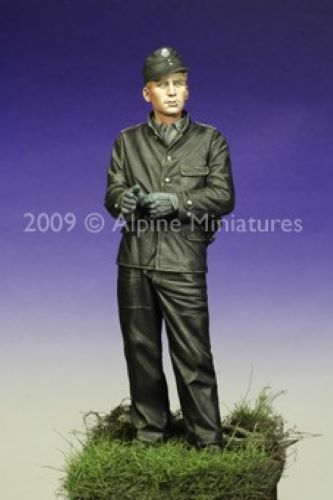 ALPINE MINIATURES 1:16 SET 16006 GERMAN WSS PANZER CREW "LSSAH" (1 FIGURE)