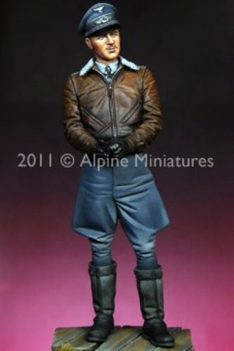 ALPINE MINIATURES 1:16 SET 16014 WWII GERMAN LUFTWAFFE ACE WERNER MOLDERS