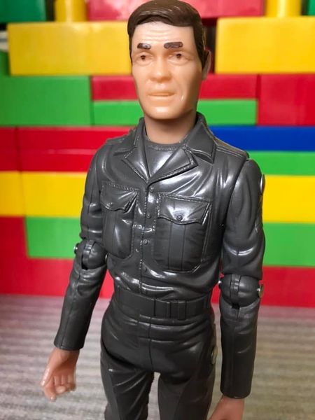 MARX TOYS RECAST 8 INCH ACTION FIGURE RAT PATROL SGT. SAM TROY (TAN)