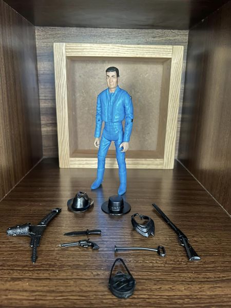 MARX TOYS RECAST 8 INCH ACTION FIGURE COWBOY W/ ACCESSORIES