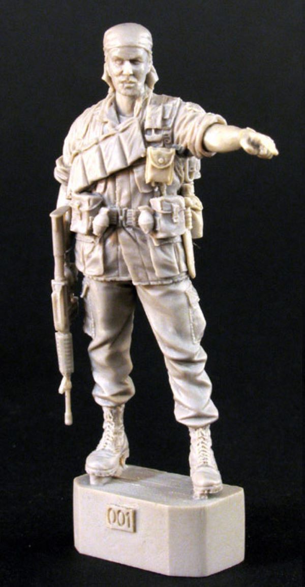 BRAVO *6 35001 VIETNAM WAR 1968 U.S. INFANTRY STAFF SERGEANT 1:35