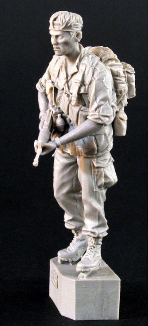 BRAVO *6 35003 VIETNAM WAR 1968 U.S. INFANTRY SERGEANT 1:35