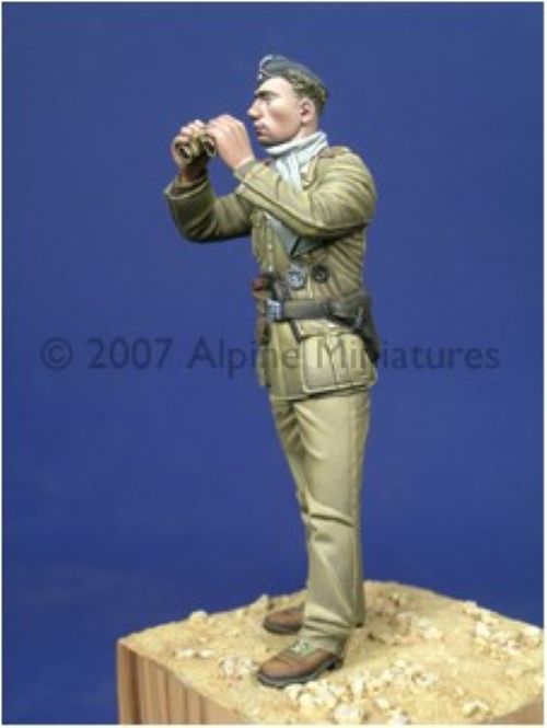 ALPINE MINIATURES 1:35 SET 35017 WWII GERMAN DAK PANZER NCO (1 FIGURE)