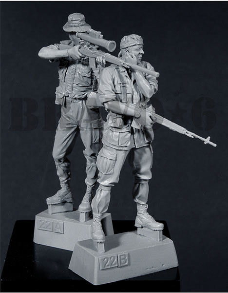 BRAVO *6 35022 VIETNAM WAR U.S. ARMY SNIPER TEAM (2 FIGURES) 1:35