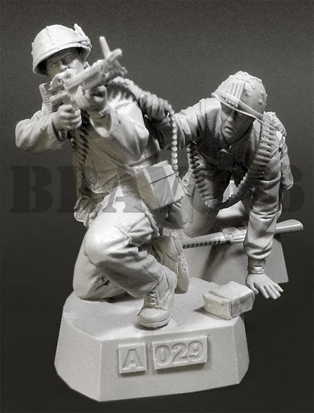 BRAVO *6 35029 VIETNAM WAR U.S.M.C. (3) MACHINE GUN TEAM, TET '68 (1:35)