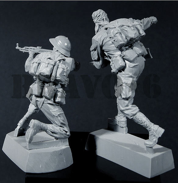 BRAVO *6 35043 VIETNAM WAR MACV-SOG (1) "TOP SECRET" 1:35 2 FIGURES