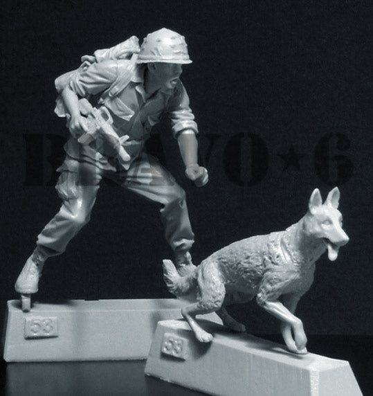 BRAVO *6 35053 VIETNAM WAR U.S. ARMY INFANTRY (4) K-9 SCOUT TEAM 1:35