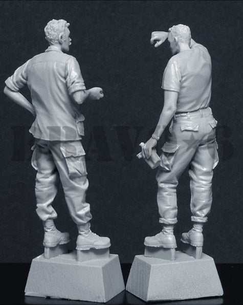 BRAVO *6 35060 VIETNAM WAR U.S. G.I.'s " TAKE FIVE" NAM (2 FIGURES) 1:35
