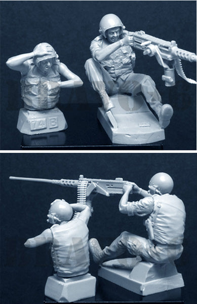 BRAVO *6 35074 VIETNAM WAR U.S. ARMY TANKERS CLOSE COMBAT (2 FIGURES)