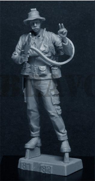 BRAVO *6 35081 VIETNAM WAR U.S. NAVY SEAL "DEAD MACHINE" 1:35
