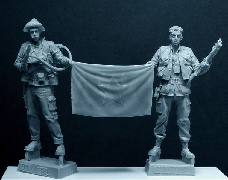 BRAVO *6 35082 VIETNAM WAR U.S. NAVY SEALS W/ VIET CONG FLAG 1:35