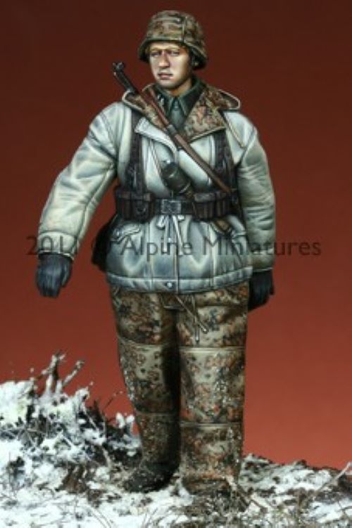 ALPINE MINIATURES 1:35 SET 35112 WWII GERMAN WSS GRENADIER LATE WAR #2 -1 FIGURE