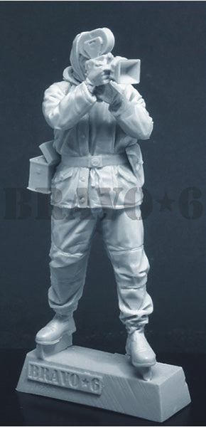 BRAVO*6 35128 WORLD WAR II GERMAN PHOTOGRAPHER KRIEGSBERICHTER (4) 1 FIGURE