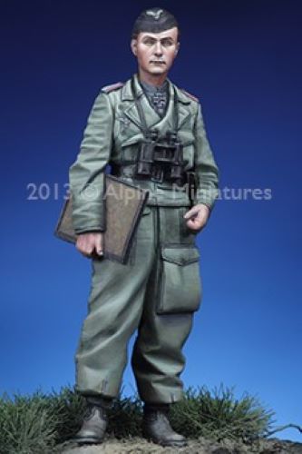 ALPINE MINIATURES 1:35 SET 35148 WWII GERMAN OTTO CARIUS sPzAbt 502 (1 FIGURE)
