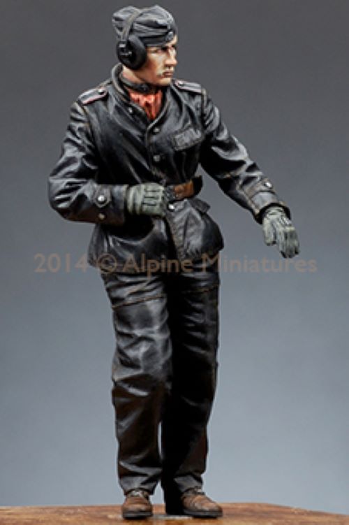 ALPINE MINIATURES 1:35 SET 35173 WWII GERMAN SS PANZER COMMANDER #2 (1 FIGURE)