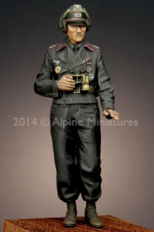 ALPINE MINIATURES 1:35 SET 35175 WWII GERMAN PANZER COMMANDER #1 (1 FIGURE)