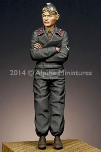 ALPINE MINIATURES 1:35 SET 35176 WWII GERMAN PANZER COMMANDER #2 (1 FIGURE)
