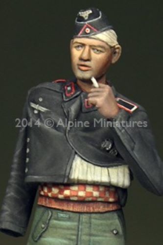 ALPINE MINIATURES 1:35 SET 35182 WWII GERMAN PANZER CREW #2 (1 FIGURE/2 HEADS)