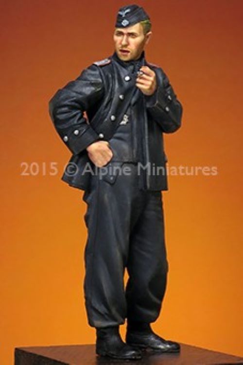ALPINE MINIATURES 1:35 SET 35205 WWII GERMAN WSS AFV CREW 1944-45 #1 (1 FIGURE)
