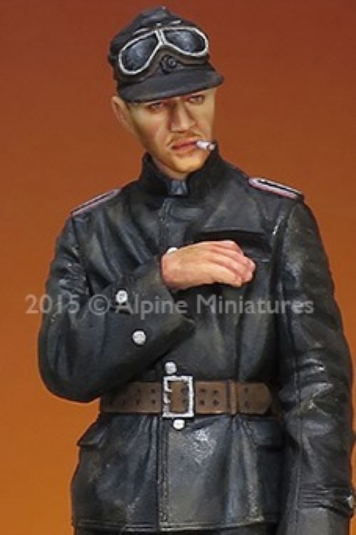 ALPINE MINIATURES 1:35 SET 35206 WWII GERMAN WSS AFV CREW 1944-45 #2 (1 FIGURE)
