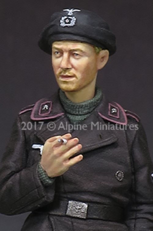 ALPINE MINIATURES 1:35 SET 35226 WWII GERMAN PANZER CREW #1 (1 FIGURE)