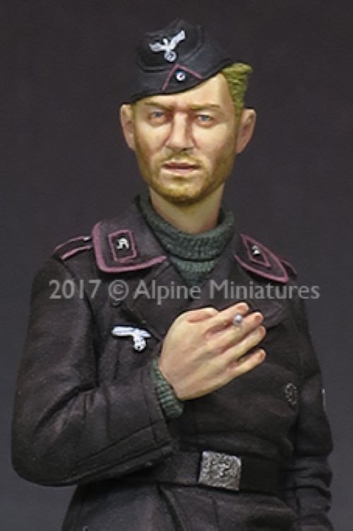 ALPINE MINIATURES 1:35 SET 35226 WWII GERMAN PANZER CREW #1 (1 FIGURE)
