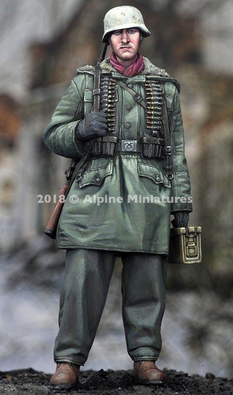 ALPINE MINIATURES 1:35 SET 35257 WWII GERMAN WSS AMMO CARRIER KHARKOV