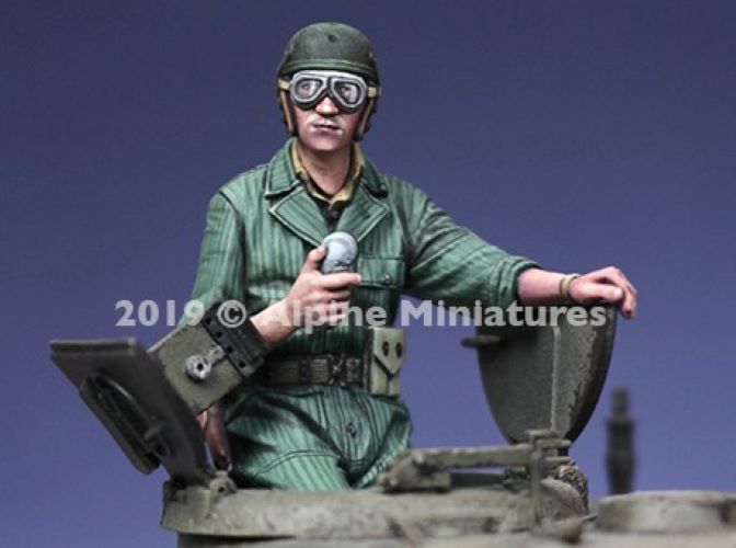 ALPINE MINIATURES 1:35 SET 35270 WWII US TANK COMMANDER SUMMER (1 FIGURE-2 HEADS)