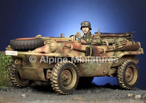 ALPINE MINIATURES 1:35 SET 35279 WWII GERMAN SCHWIMMWAGEN DRIVER (1 FIGURE)