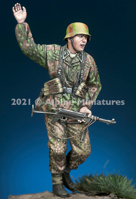 ALPINE MINIATURES 1:35 SET 35287 WWII GERMAN WSS GRENADIER NCO '44 (1 FIGURE)