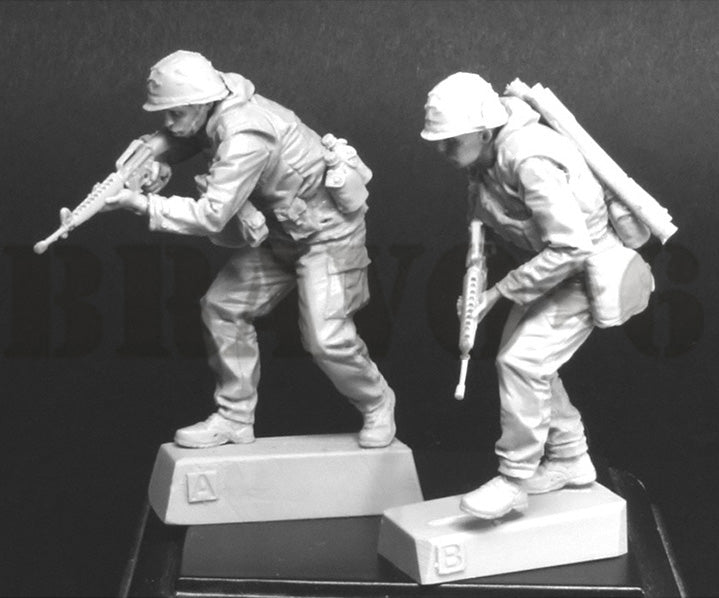 BRAVO *6 35307 VIETNAM WAR 1968 U.S. MARINE CORPS "ROUND THE CORNER" (3) 1:35