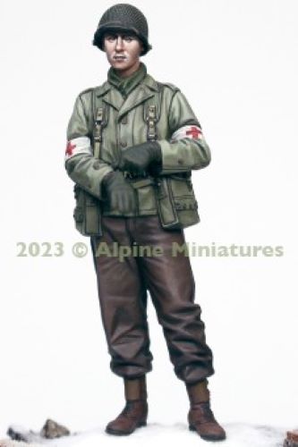 ALPINE MINIATURES 1:35 SET 35313 WWII US COMBAT MEDIC (1 FIGURE)