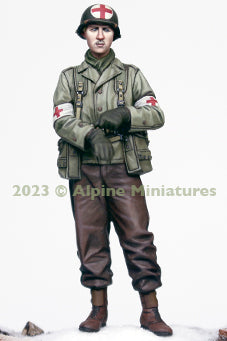 ALPINE MINIATURES 1:35 SET 35313 WWII US COMBAT MEDIC (1 FIGURE)