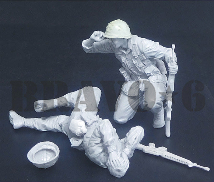 BRAVO *6 35323 VIETNAM WAR U.S. ARMY INFANTRY (12) "MEDIC!" 1:35