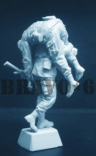 BRAVO *6 35331 VIETNAM WAR U.S. ARMY INFANTRY (13) FIREMAN'S CARRY 1:35