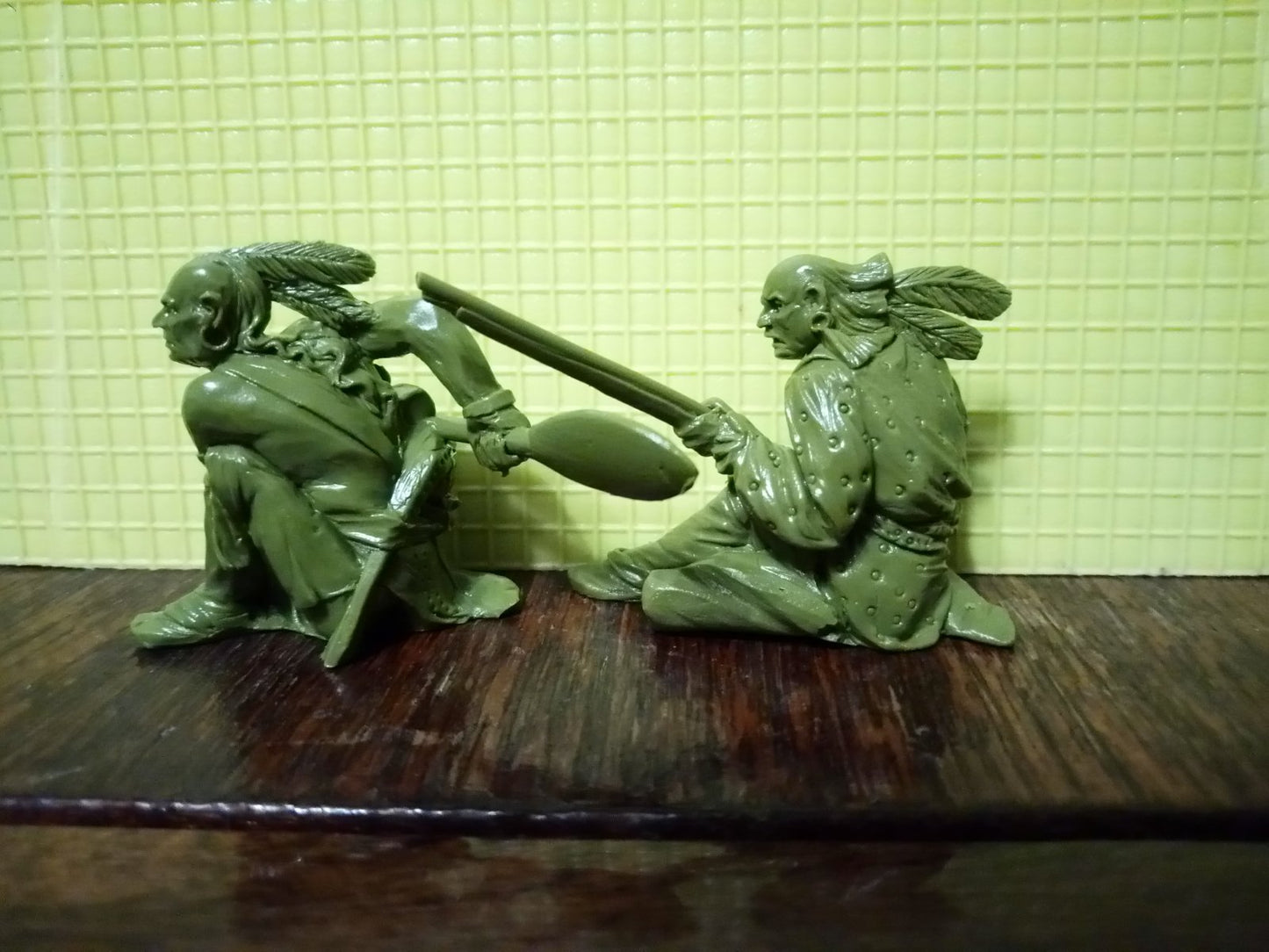 ELASTOWIT STORIES OF THE WILD FRONTIER #2 (54 MM) 12 PIECES