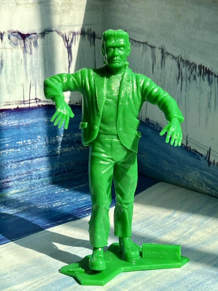MARX TOYS RECAST 6" CLASSIC HOLLYWOOD MONSTERS- 6 FIGURE SET (GREEN)