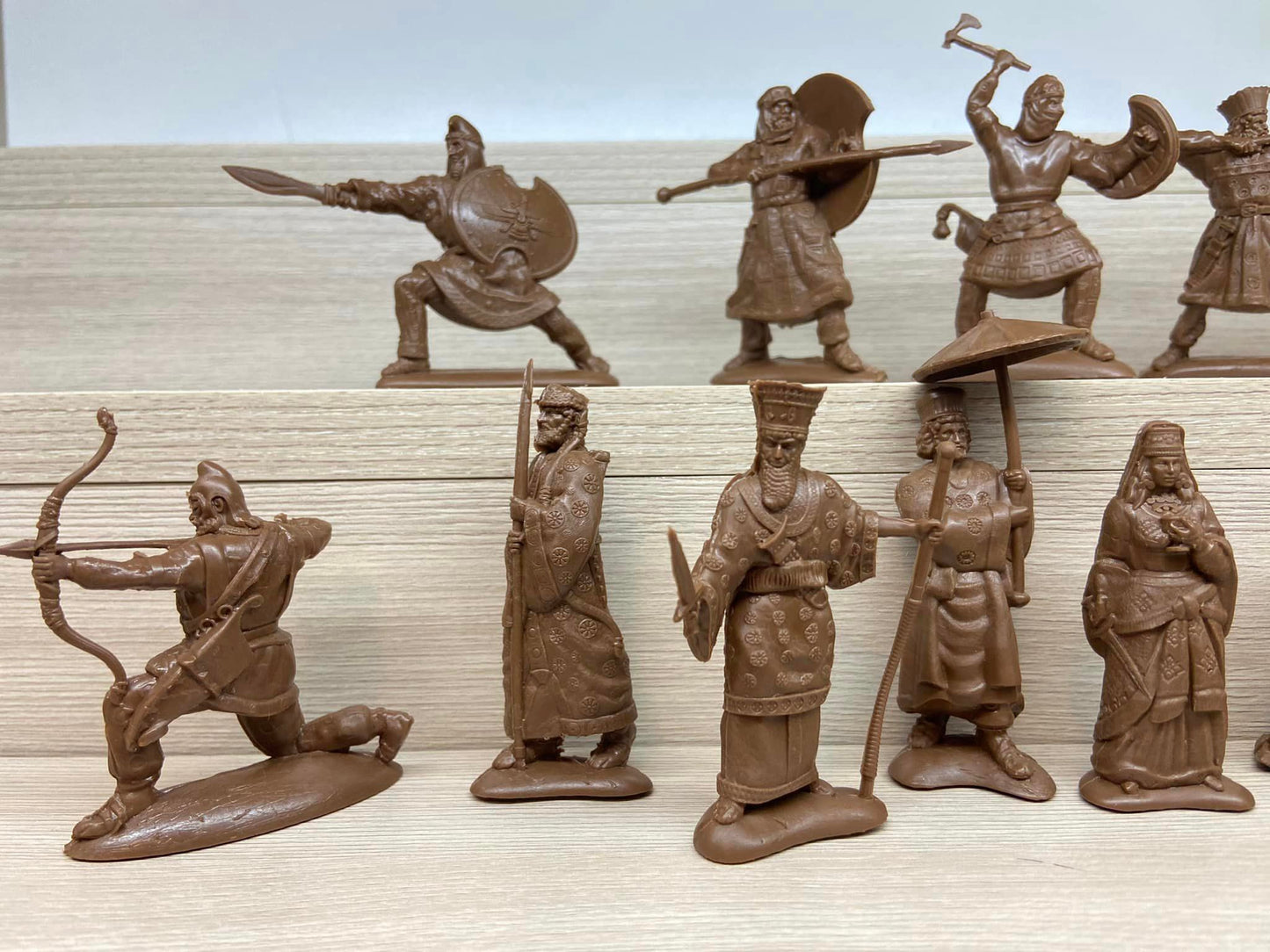 ENGINEER BASEVICH 1:32 SET 43 ANCIENT PERSIANS 60 MM-** NEW RELEASE (BROWN)