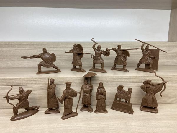 ENGINEER BASEVICH 1:32 SET 43 ANCIENT PERSIANS 60 MM-** NEW RELEASE (BROWN)