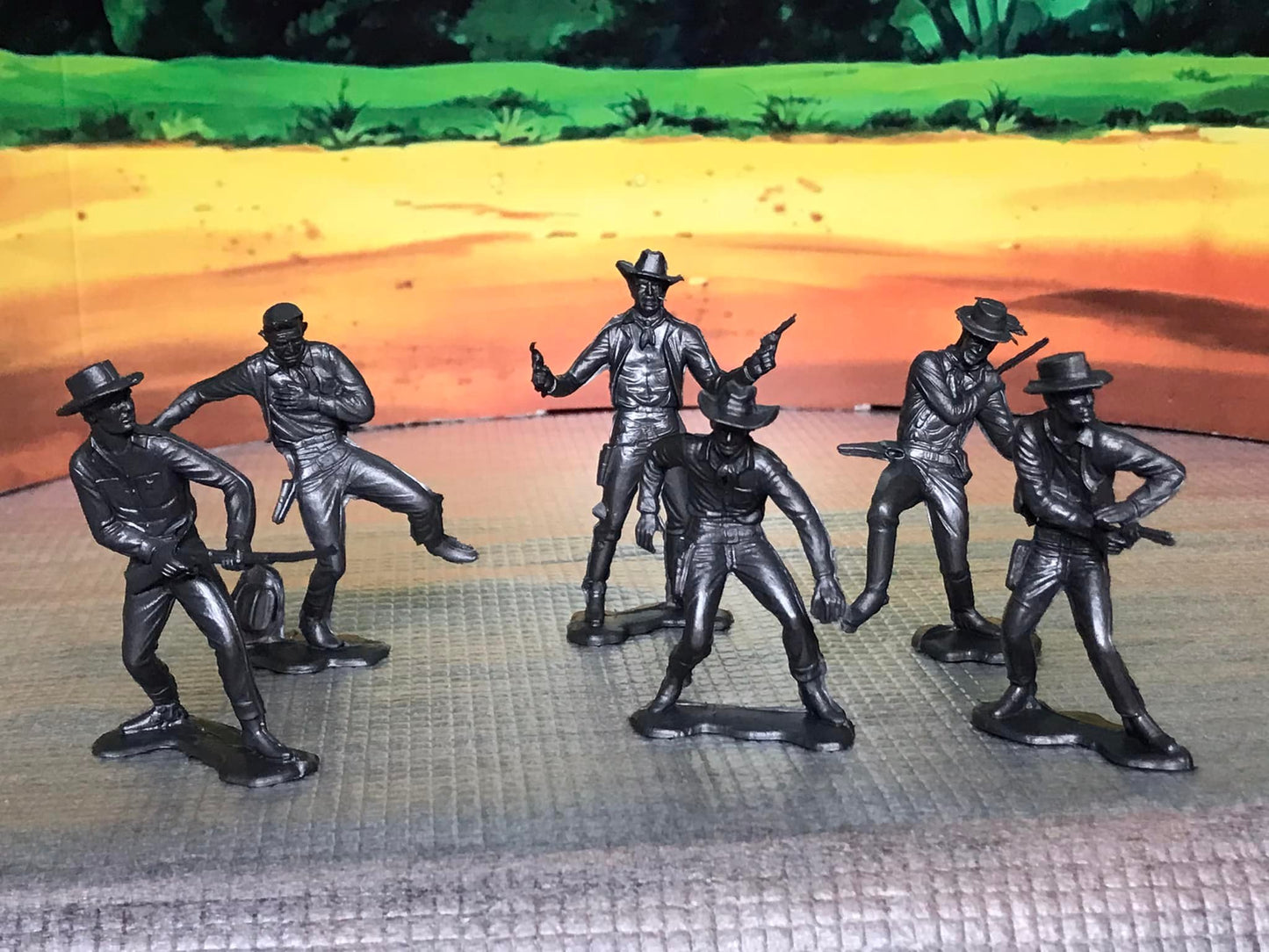 MARX RECAST 54 MM COWBOYS & INDIANS PLAYSET REISSUE 16 FIGURES
