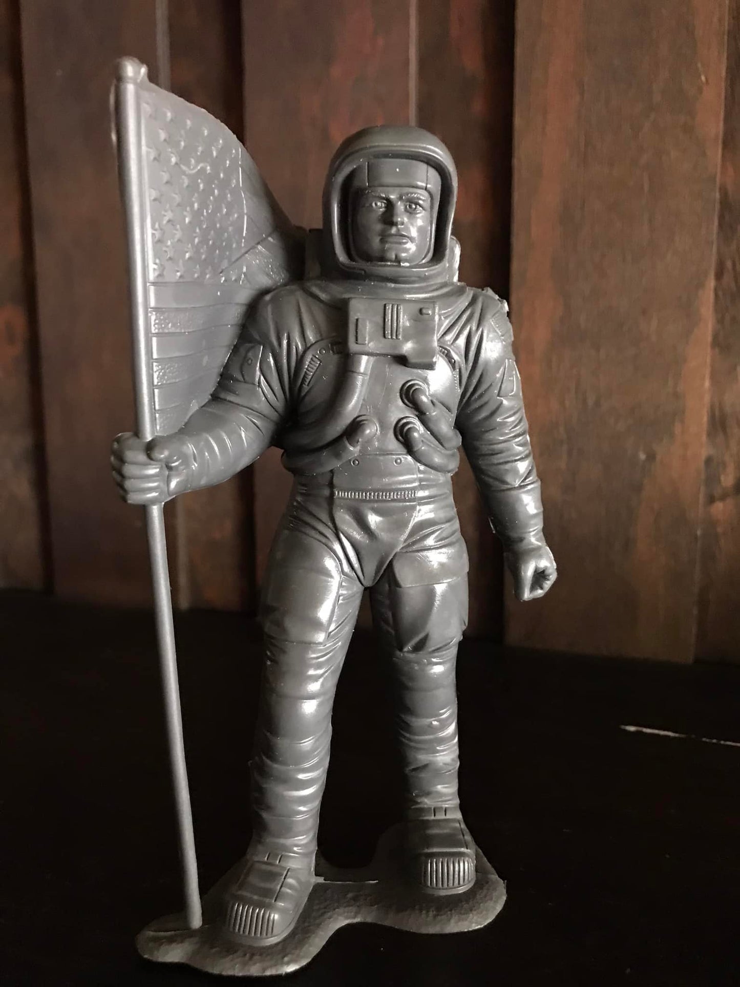 MARX TOYS RECAST 6" APOLLO ASTRONAUTS-6 FIGURES (GRAY)