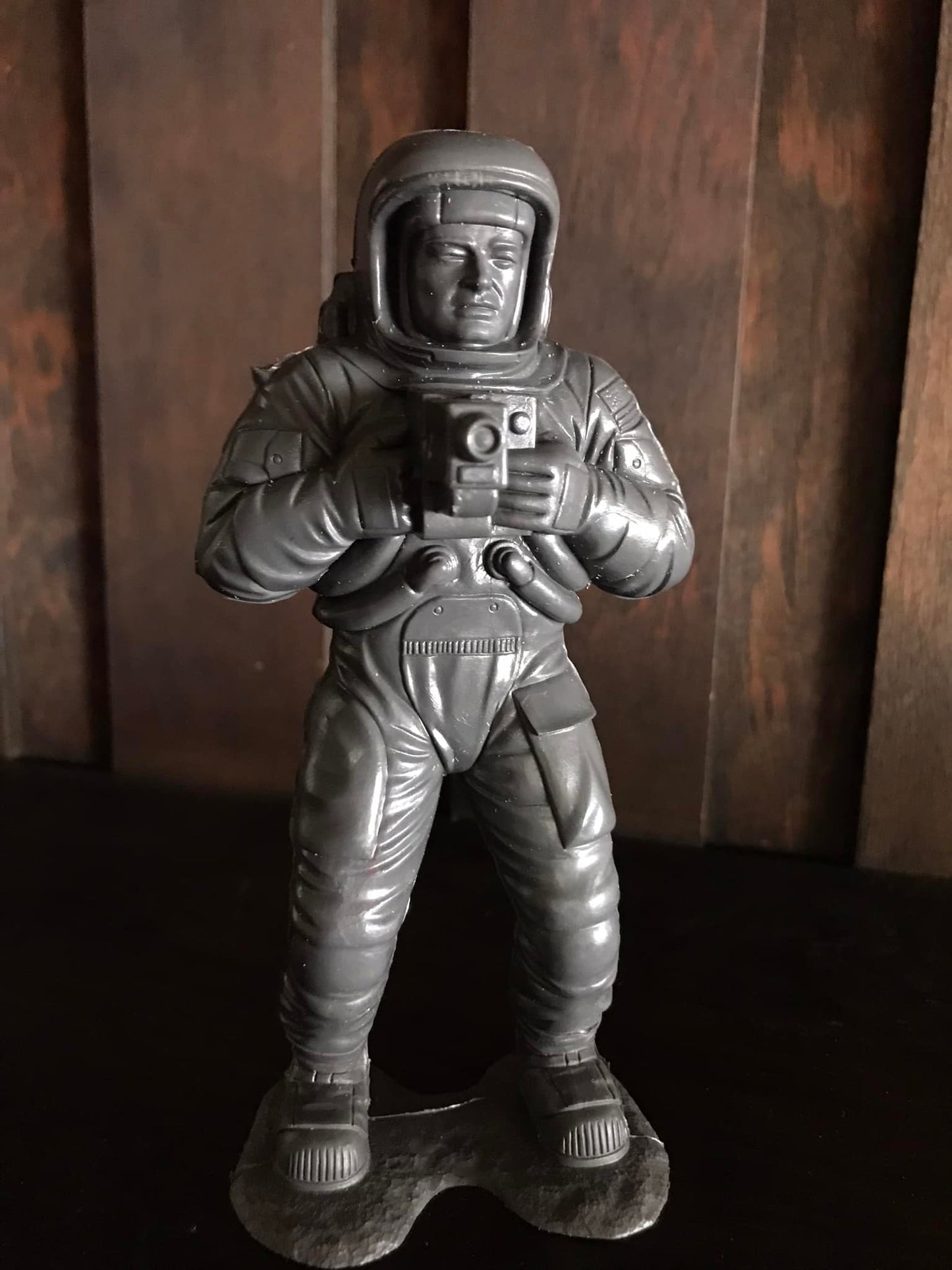 MARX TOYS RECAST 6" APOLLO ASTRONAUTS-6 FIGURES (GRAY)
