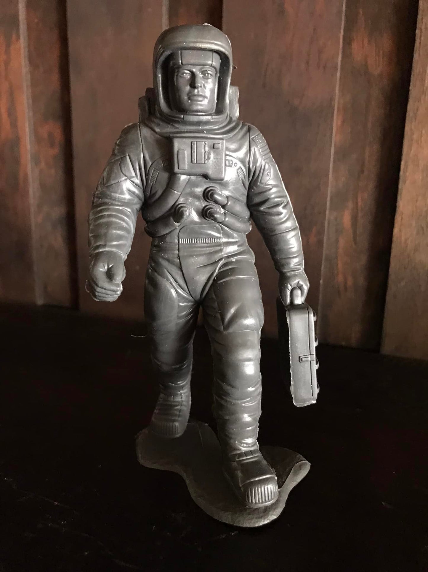 MARX TOYS RECAST 6" APOLLO ASTRONAUTS-6 FIGURES (GRAY)