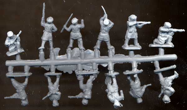 REDBOX 1:72 RB72021 BOXER REBELLION 1900 SIKHS (48 FIGURES/12 POSES) TAN