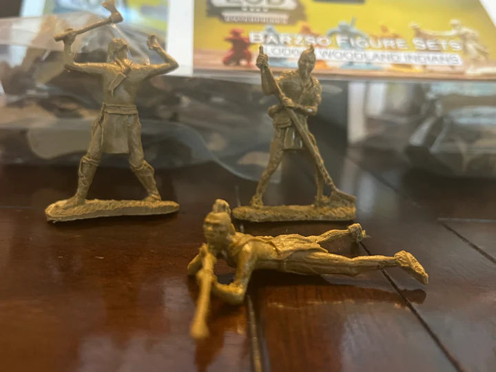 LOD Enterprises Barzso Plastic Figure Set LOD 042 WOODLAND INDIANS--8 FIGURES