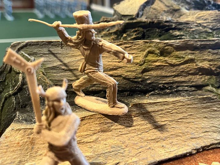 LOD Enterprises Barzso Plastic Figure Set LOD039 BLACKFOOT INDIANS--7 FIGURES