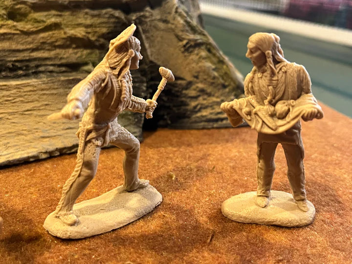 LOD Enterprises Barzso Plastic Figure Set LOD039 BLACKFOOT INDIANS--7 FIGURES