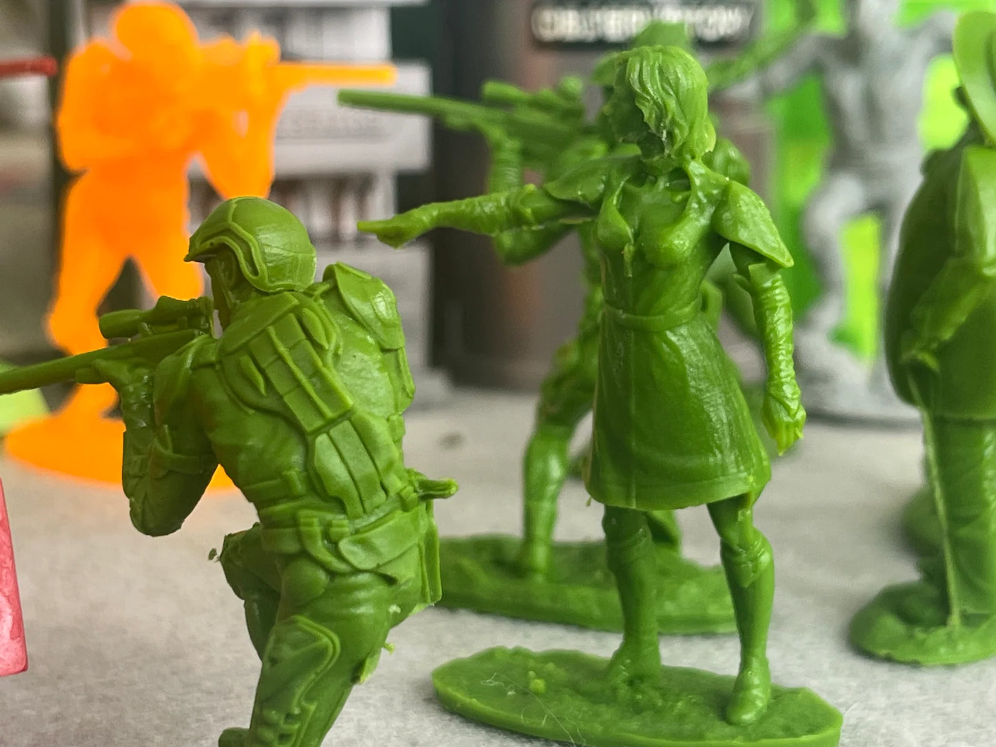 LOD Enterprises Plastic Figure Set LOD080 SPACE MARINES (ANOTHER PLANET 2) Green