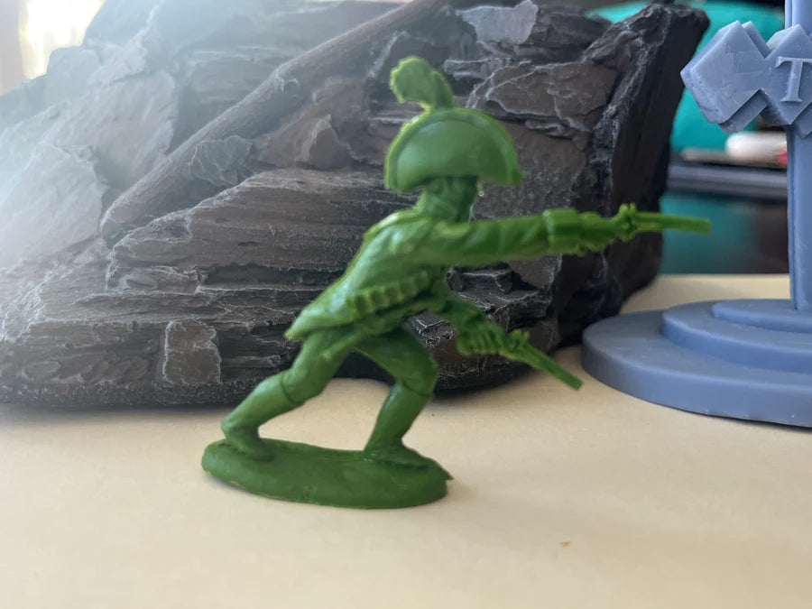 LOD Enterprises CHARACTER FIGURE MARINE CORP 1ST LIEUTENANT O'BANNON (1 FIGURE)