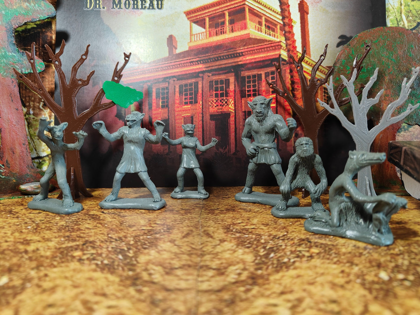 ELASTOWIT NEW ERA RUBBER 54 MM THE ISLAND OF DR. MOREAU (10 FIGURES)